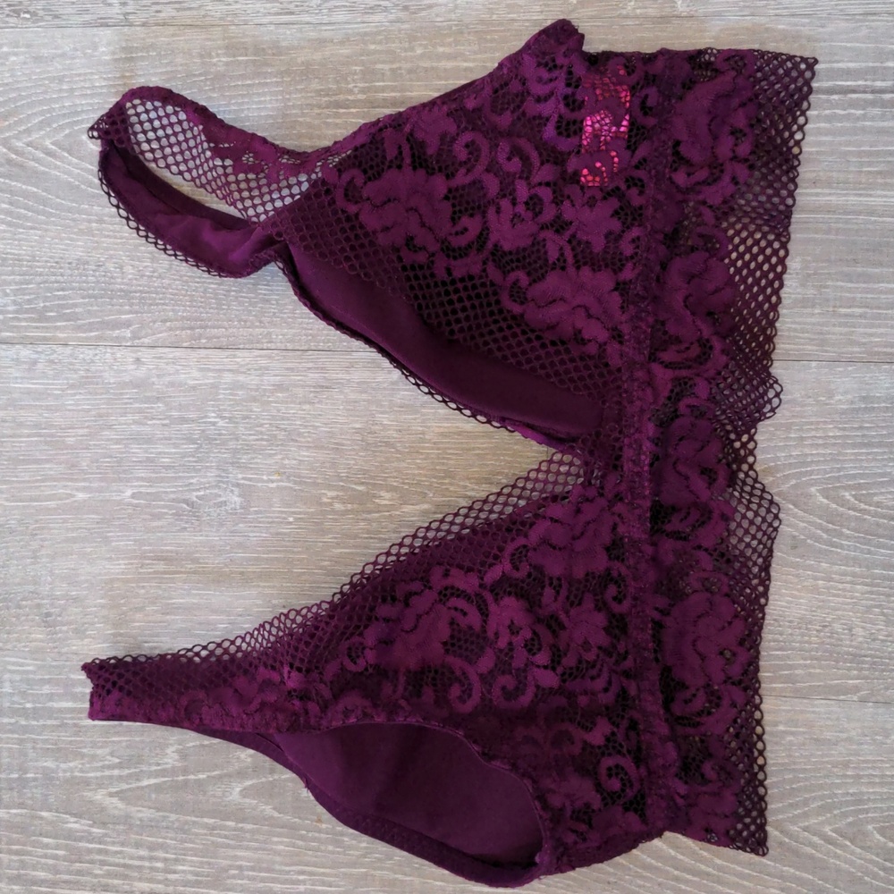 La Senza Bralett Size XL Lace Light Padding Pullover Purple Like New - Picture 4 of 7